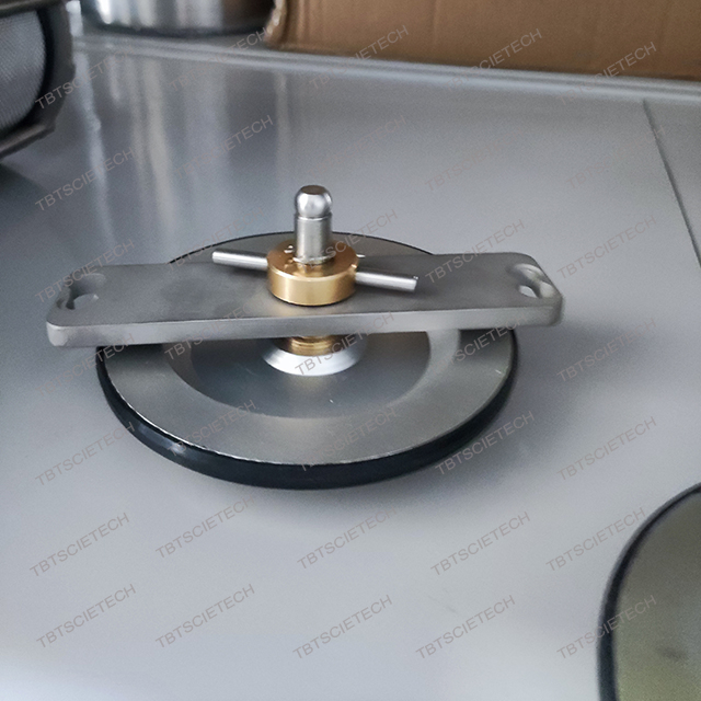 Extracteur d'asphalte automatique